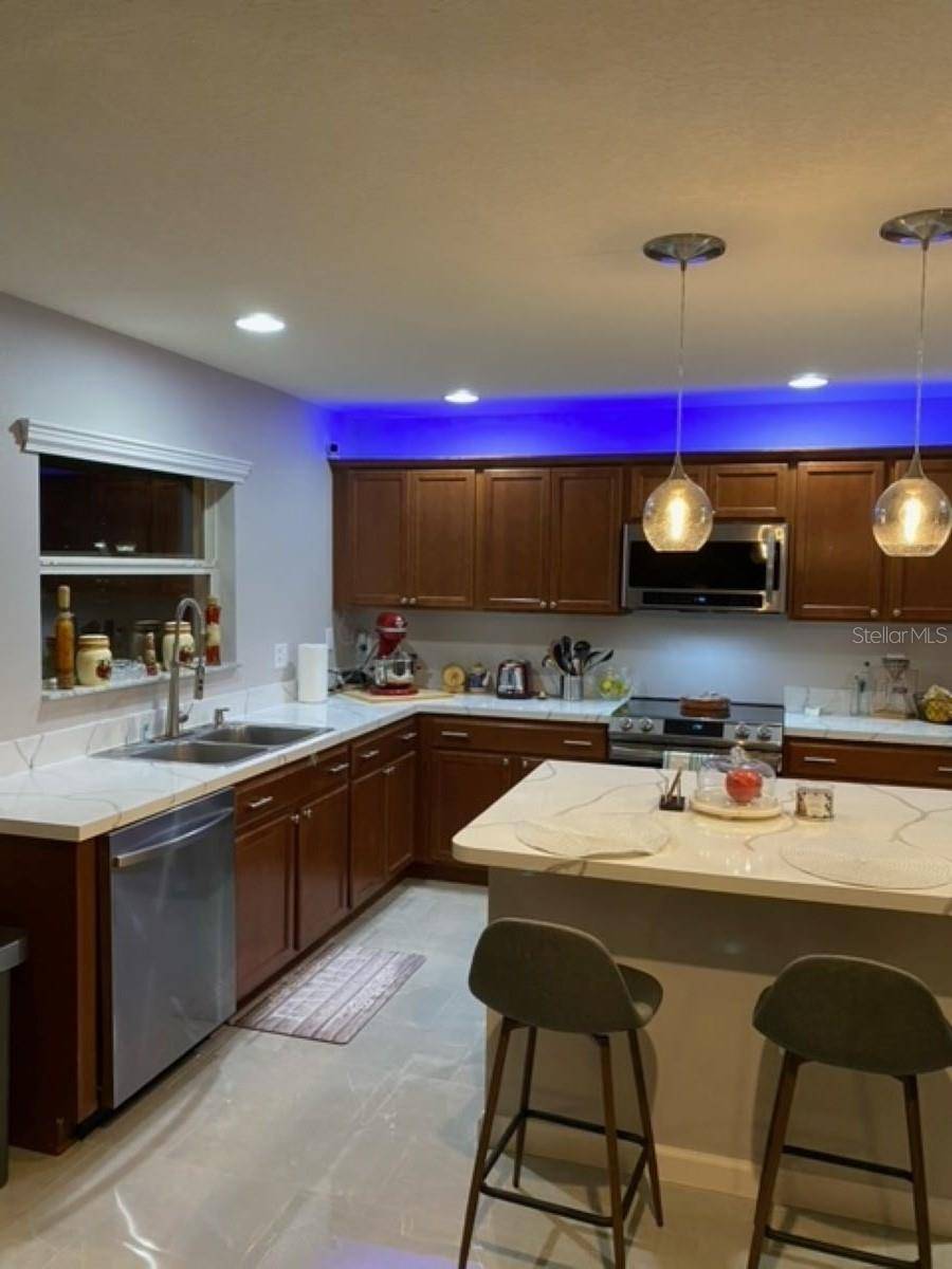 Davenport, FL 33896,7261 WAKEVIEW DR