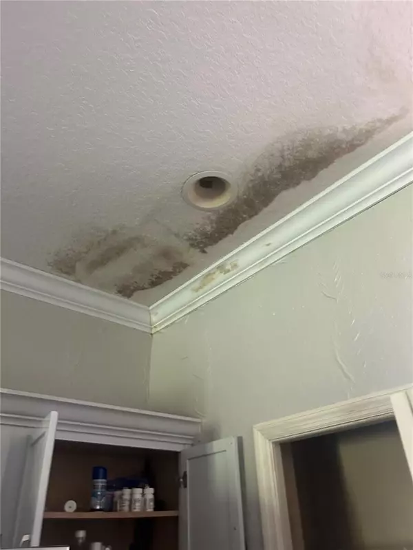 Winter Haven, FL 33881,3077 BRENTON MANOR LOOP