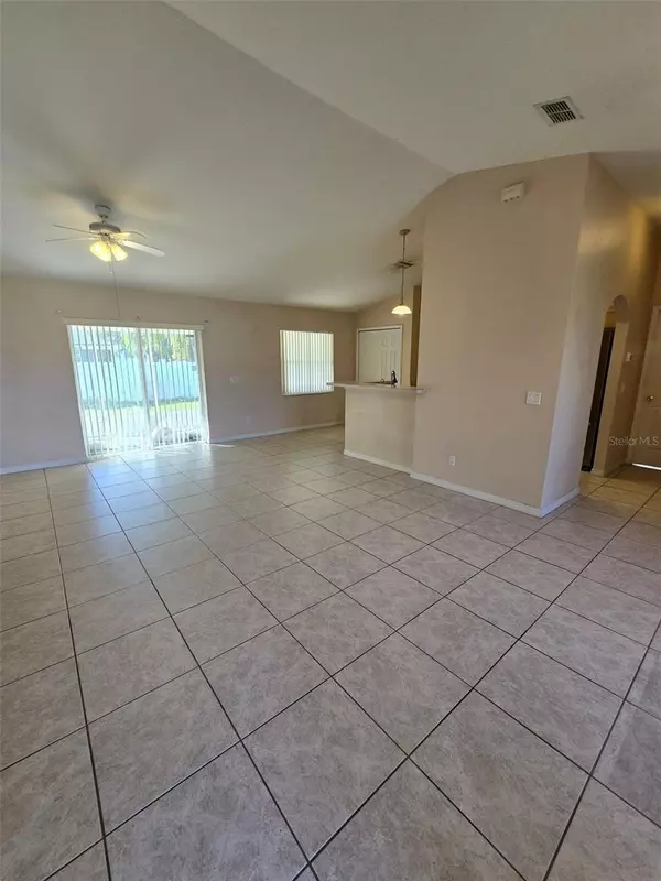 Poinciana, FL 34759,1441 SWIFT CT