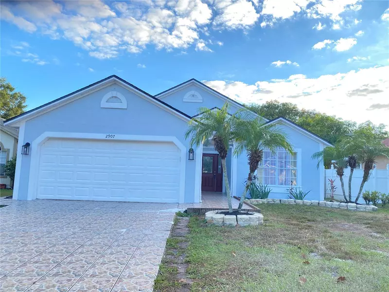 2907 DELCREST DR, Orlando, FL 32817
