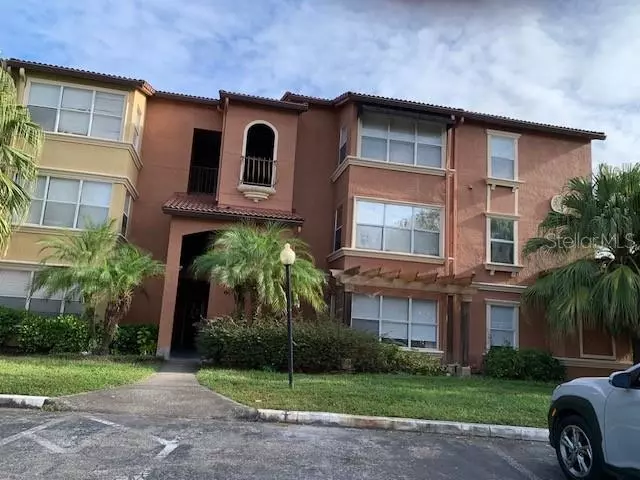 5140 CONROY RD #38, Orlando, FL 32811