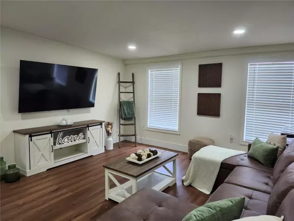 St Cloud, FL 34773,4950 NOVA AVE