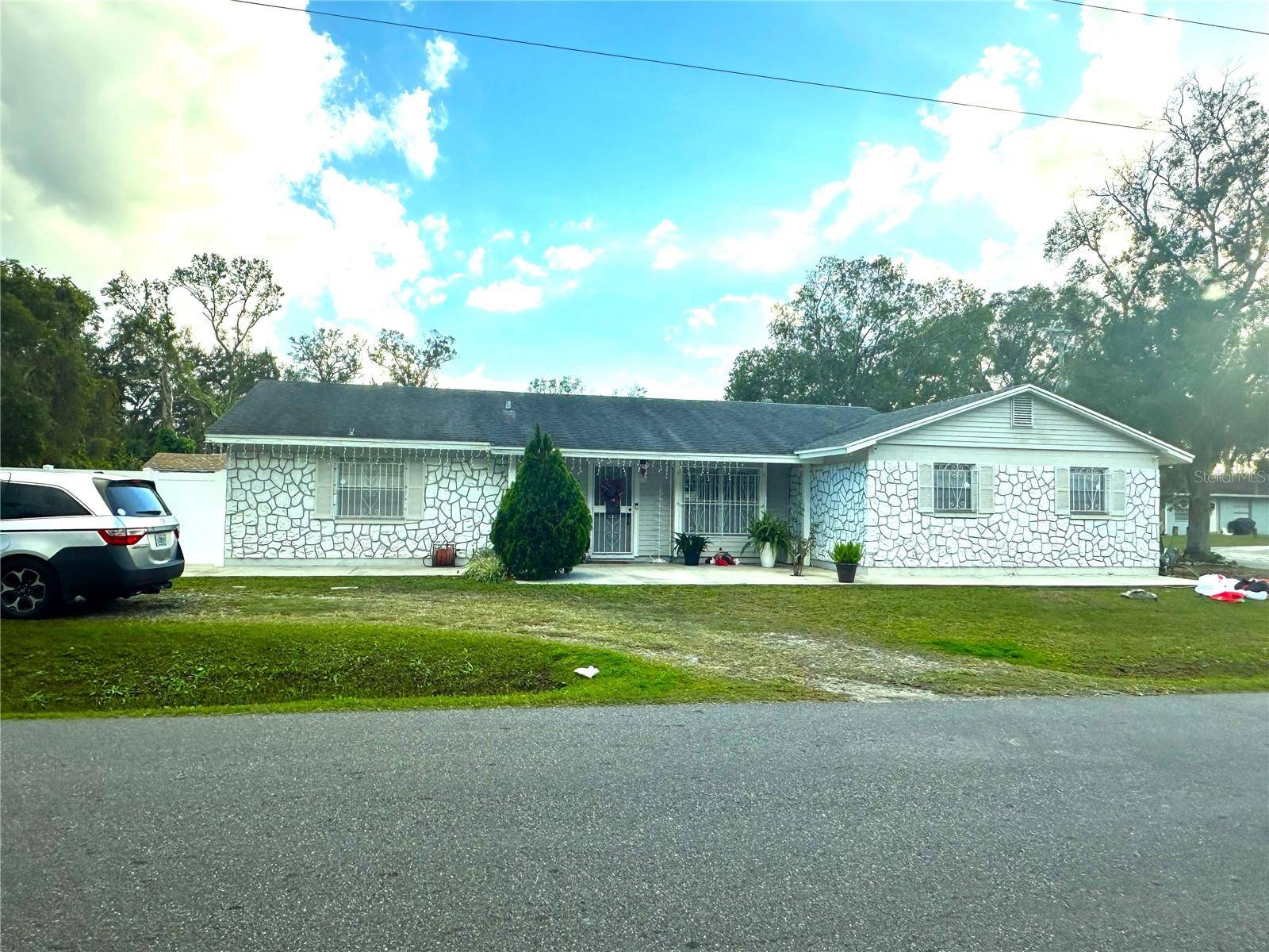 3702 W BROAD ST, Tampa, FL 33614