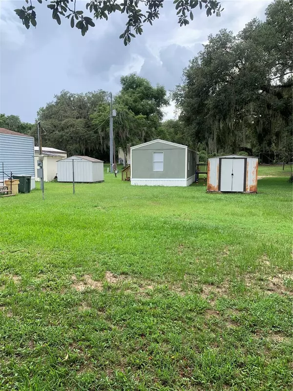 Wildwood, FL 34785,6906 CR 150