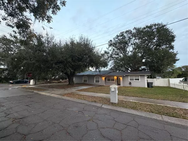 Lakeland, FL 33801,1504 HUMMINGBIRD LN