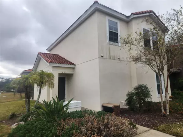 4562 CORSA LN, Kissimmee, FL 34746