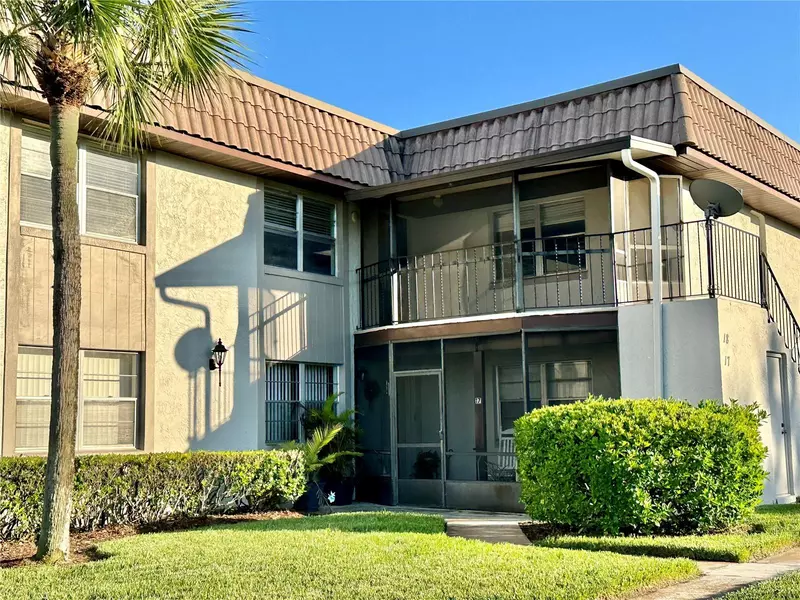 18 WINDTREE LN #201, Winter Garden, FL 34787