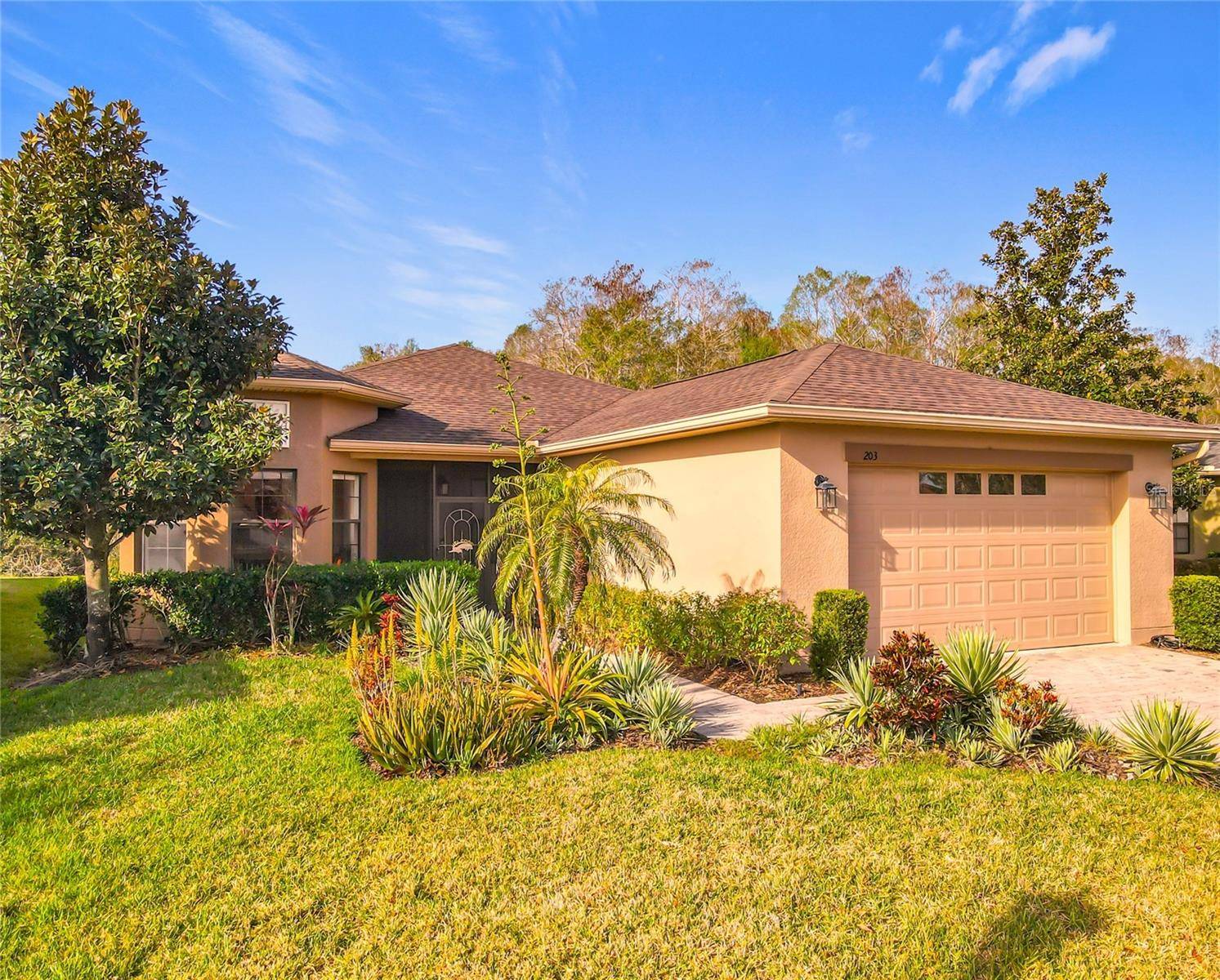 Poinciana, FL 34759,203 LOS GATOS PL
