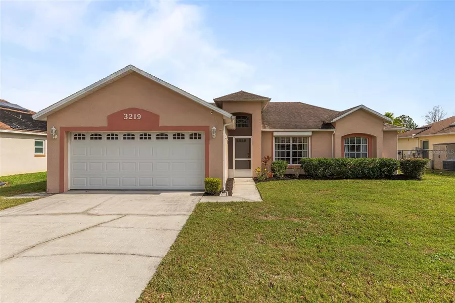 3219 SAWGRASS CREEK CIR, St Cloud, FL 34772