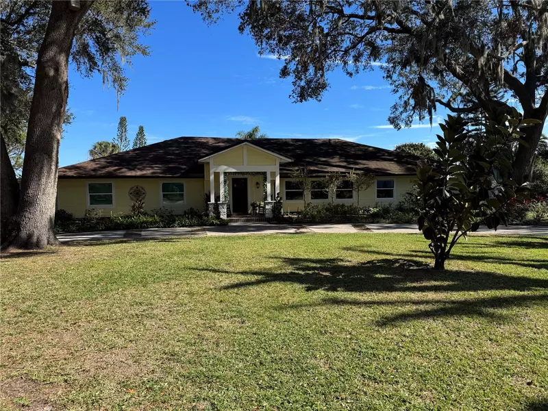 825 E LAKESHORE BLVD, Kissimmee, FL 34744