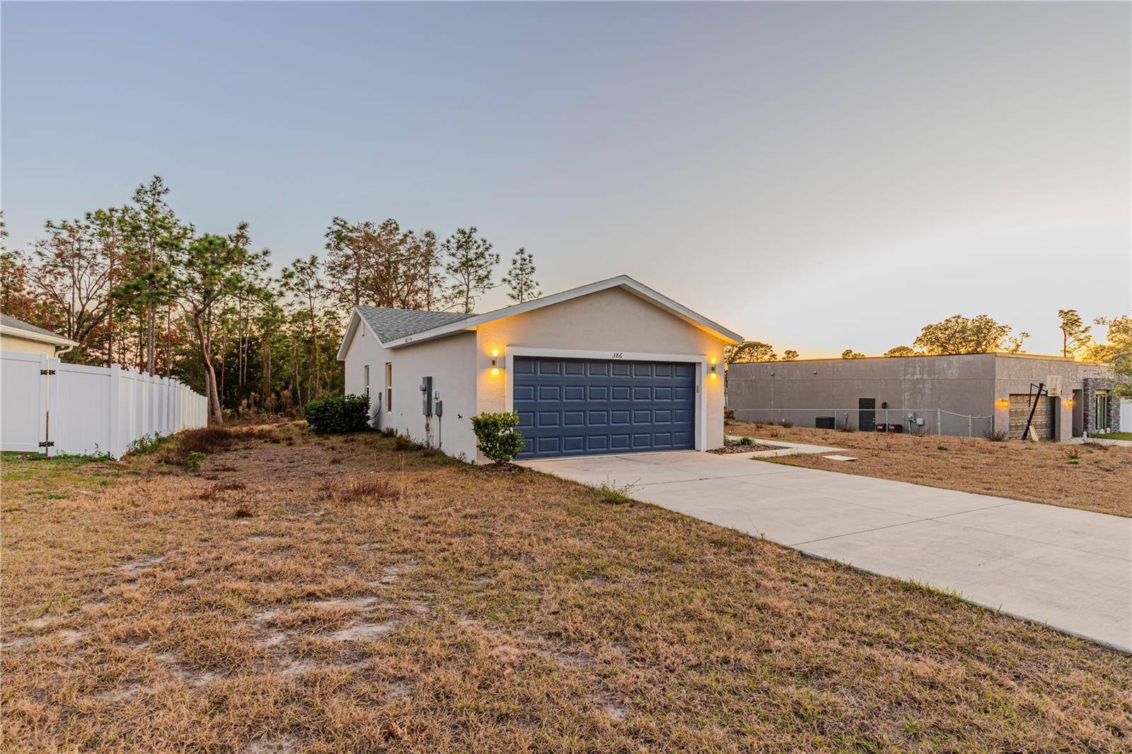 Ocala, FL 34473,386 MARION OAKS TRL