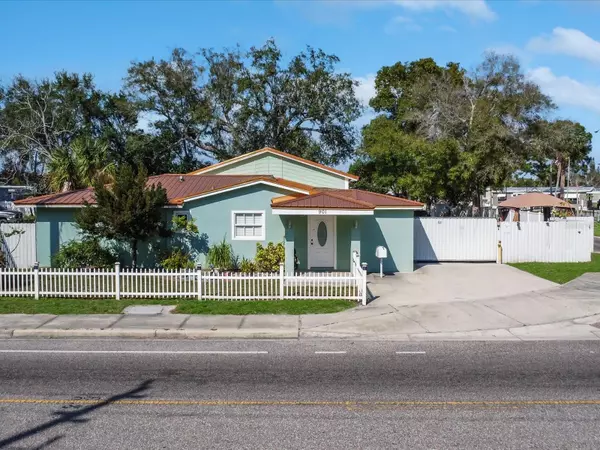 901 W DONEGAN AVE, Kissimmee, FL 34741