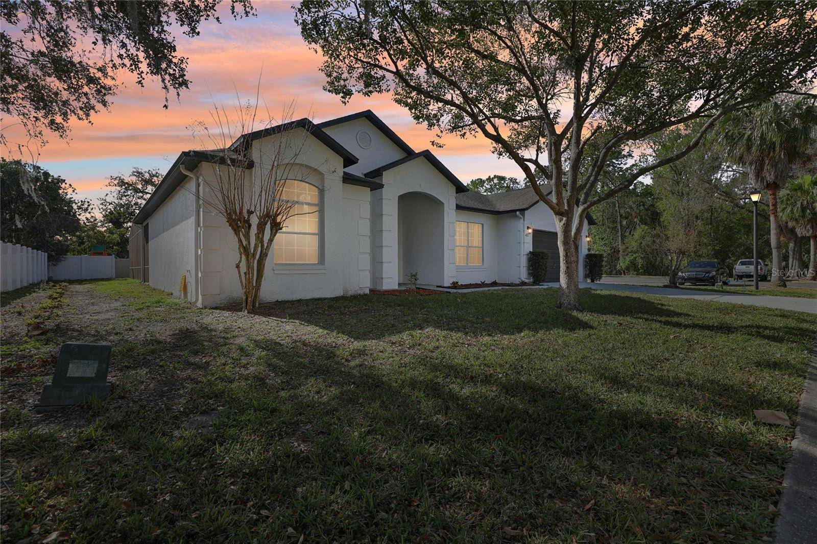 411 BOXWOOD DR, Davenport, FL 33837