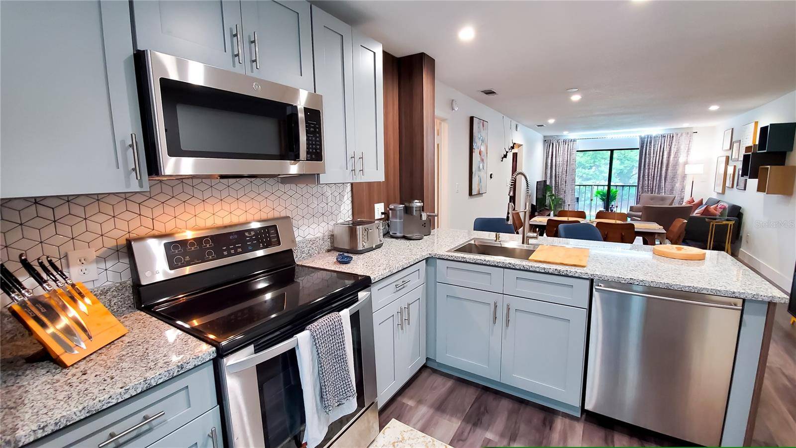 Orlando, FL 32822,3214 CANDLE RIDGE DR #201