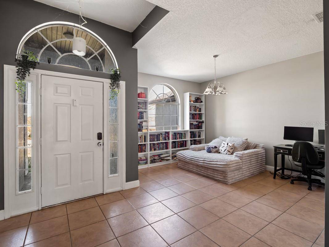 Minneola, FL 34715,834 HIGH POINTE CIR