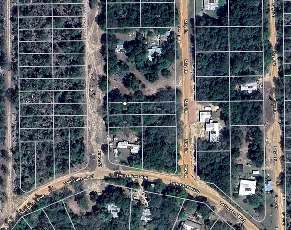 Interlachen, FL 32148,204 LEMON ST