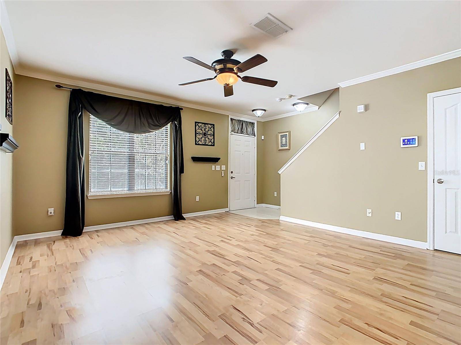 Celebration, FL 34747,736 CENTERVALE DR