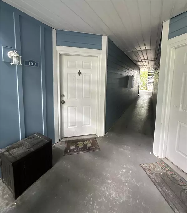 Lake Mary, FL 32746,2585 GRASSY POINT DR #103