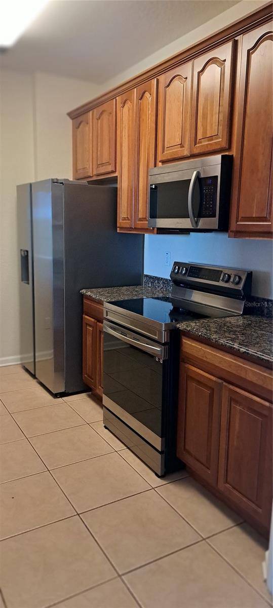 Davenport, FL 33896,8296 PORTOFINO DR #401