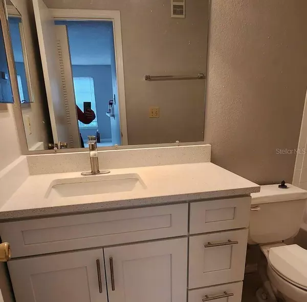 Orlando, FL 32835,1073 S HIAWASSEE RD #1011