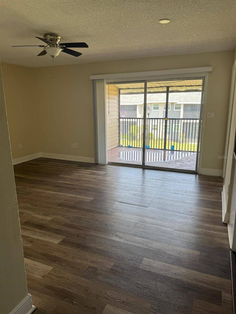 Orlando, FL 32809,821 SKY LAKE CIR #C