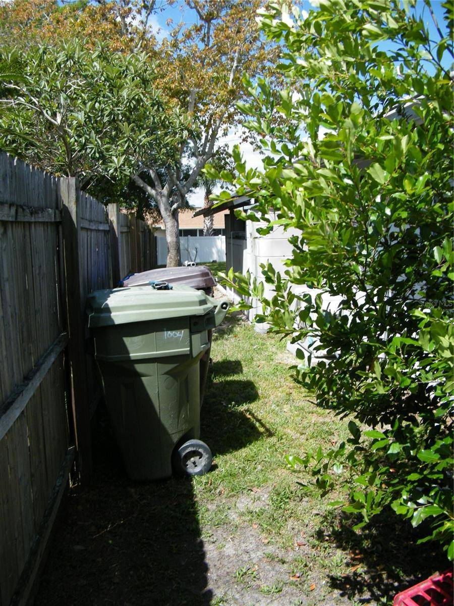 Kissimmee, FL 34741,1004 CATHERINE ST