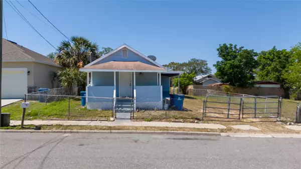 31 CEDAR ST, Haines City, FL 33844