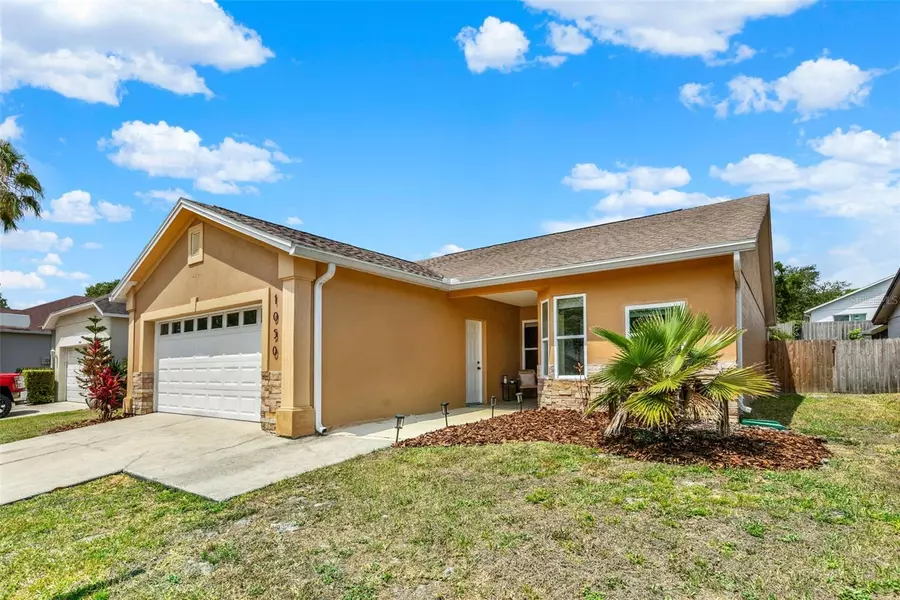 1050 DEES DR, Oviedo, FL 32765