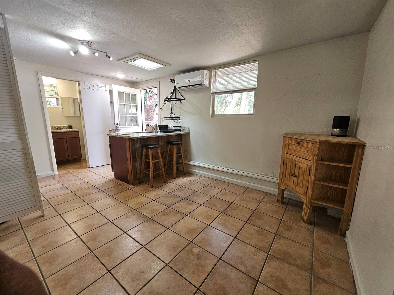 Orlando, FL 32805,915 25TH ST