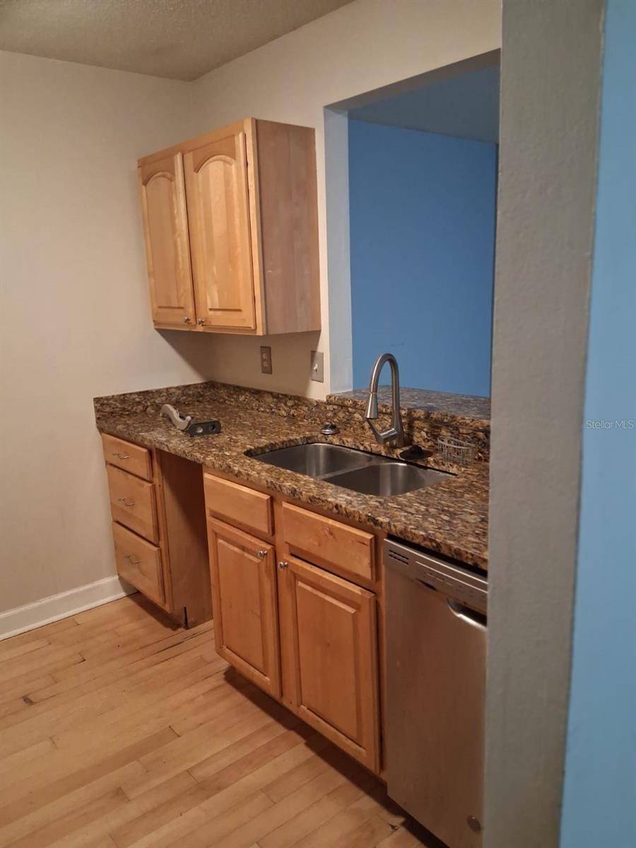 Orlando, FL 32812,2031 DIXIE BELLE DR #2031K