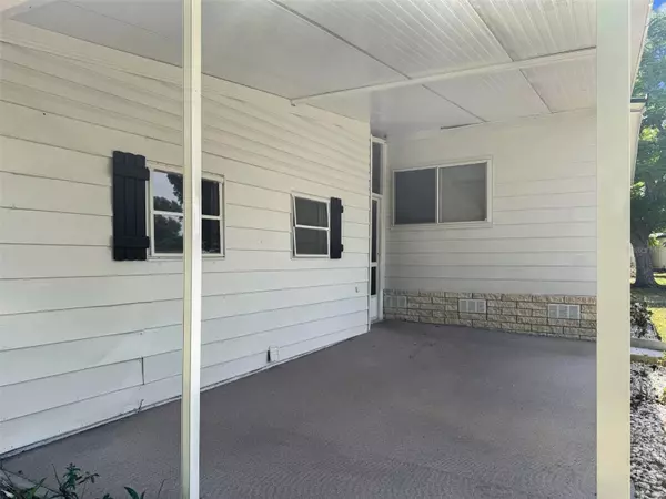 Zellwood, FL 32798,3327 S CITRUS CIR