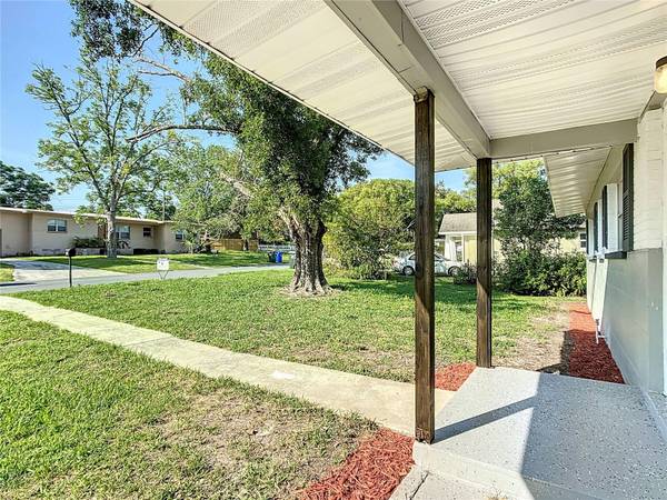 Lakeland, FL 33803,220 HILLSIDE DR