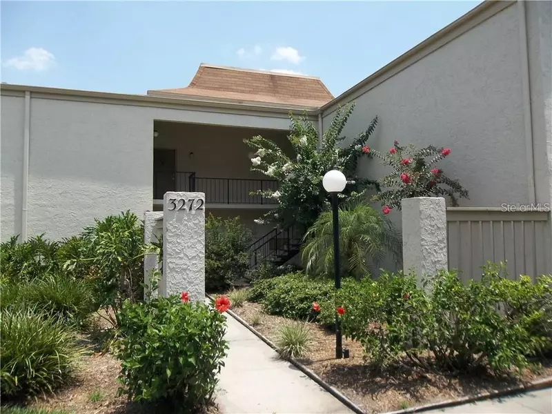 3272 S SEMORAN BLVD #25, Orlando, FL 32822