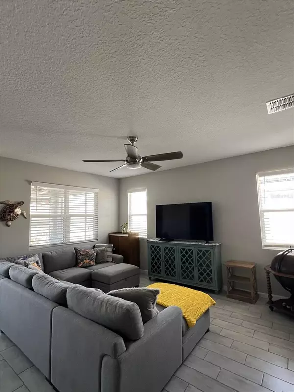 Winter Haven, FL 33881,295 LAKE SMART CIR