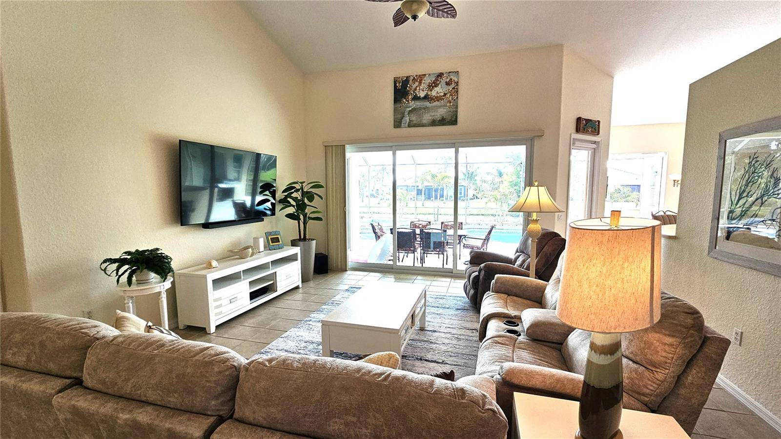 Englewood, FL 34223,105 ABERCROMBIE AVE