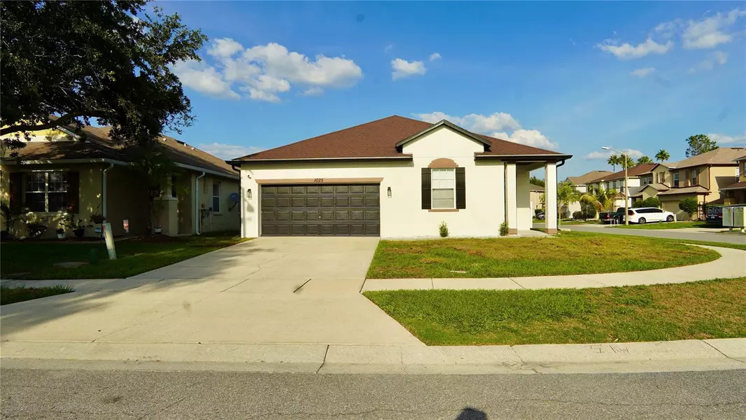 1025 BELVOIR DR, Kissimmee, FL 34744