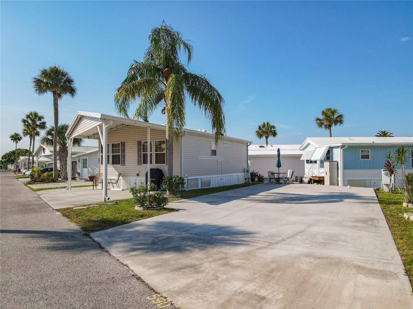 Clermont, FL 34714,9000 US HWY 192 #590