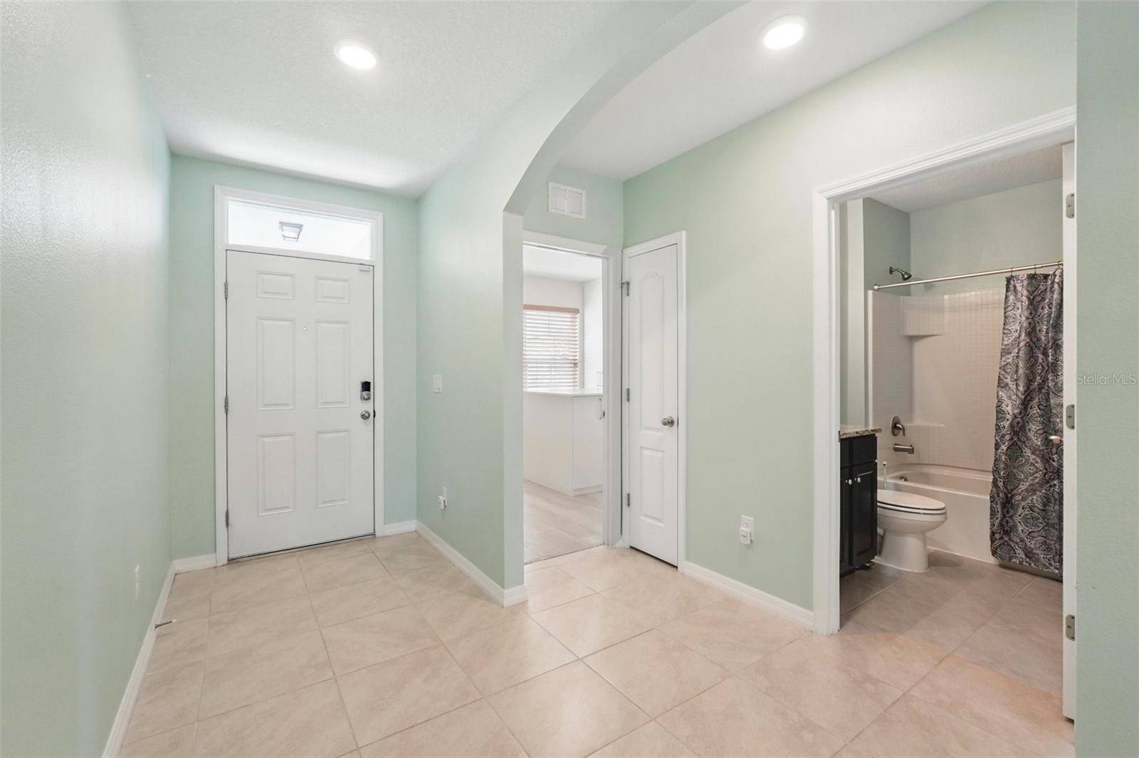 Kissimmee, FL 34747,2416 WHITE POPPY DR