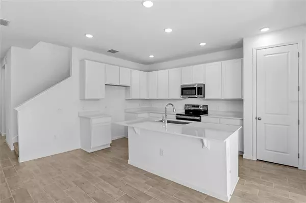 Lake Wales, FL 33859,5159 KINSLEY DR