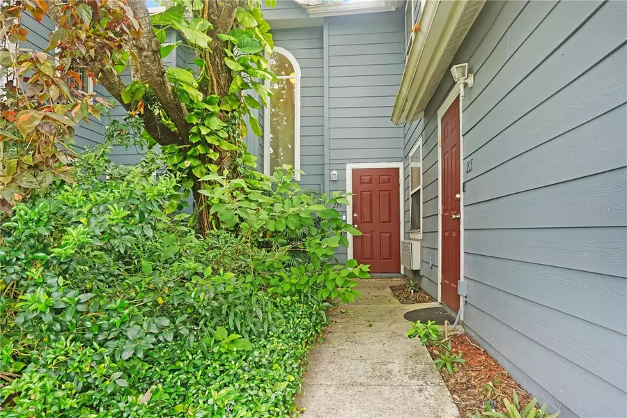 215 MANGO DR, Davenport, FL 33897