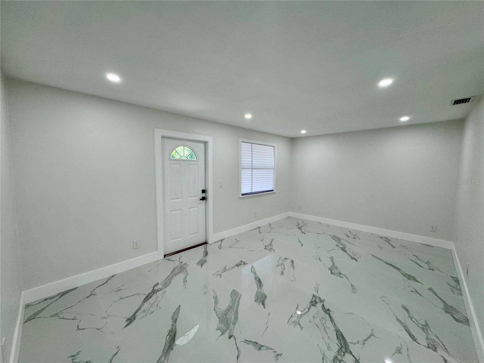 Punta Gorda, FL 33982,390 HAZEL CIR
