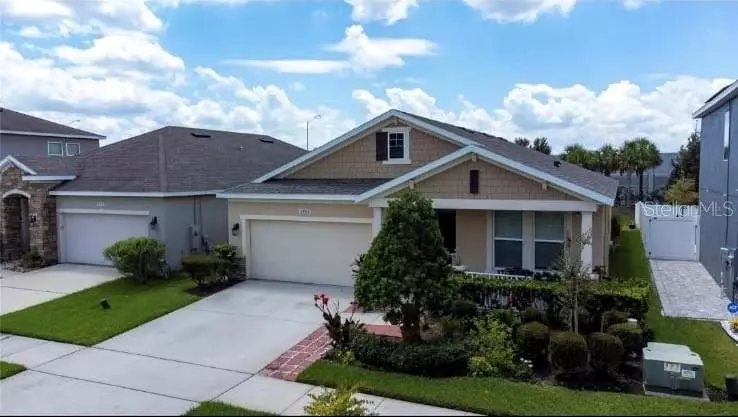 2403 BEACON LANDING CIR, Orlando, FL 32824