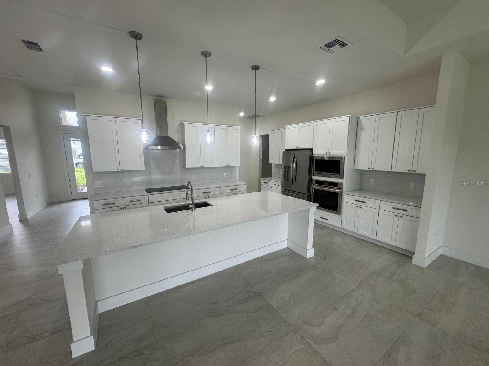 Lake Alfred, FL 33850,267 AMARYLLIS WAY