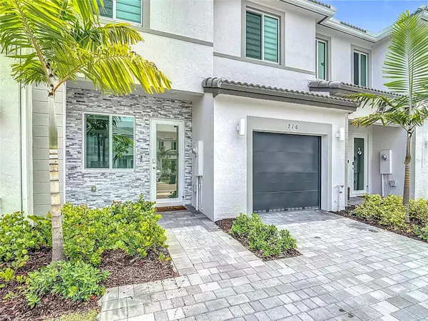 Homestead, FL 33034,716 SE 14TH ST