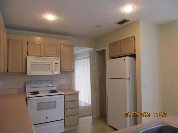 Orlando, FL 32824,14402 HUNTINGFIELD DR