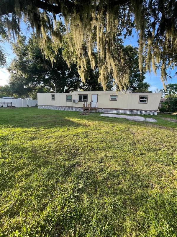 2540 BROADWAY ST, Lakeland, FL 33801