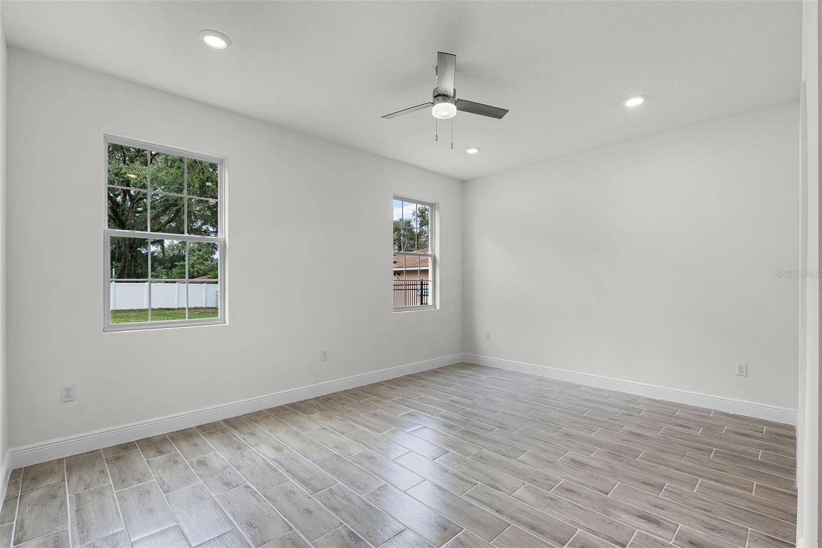 Leesburg, FL 34748,2211 SIMMONS ST