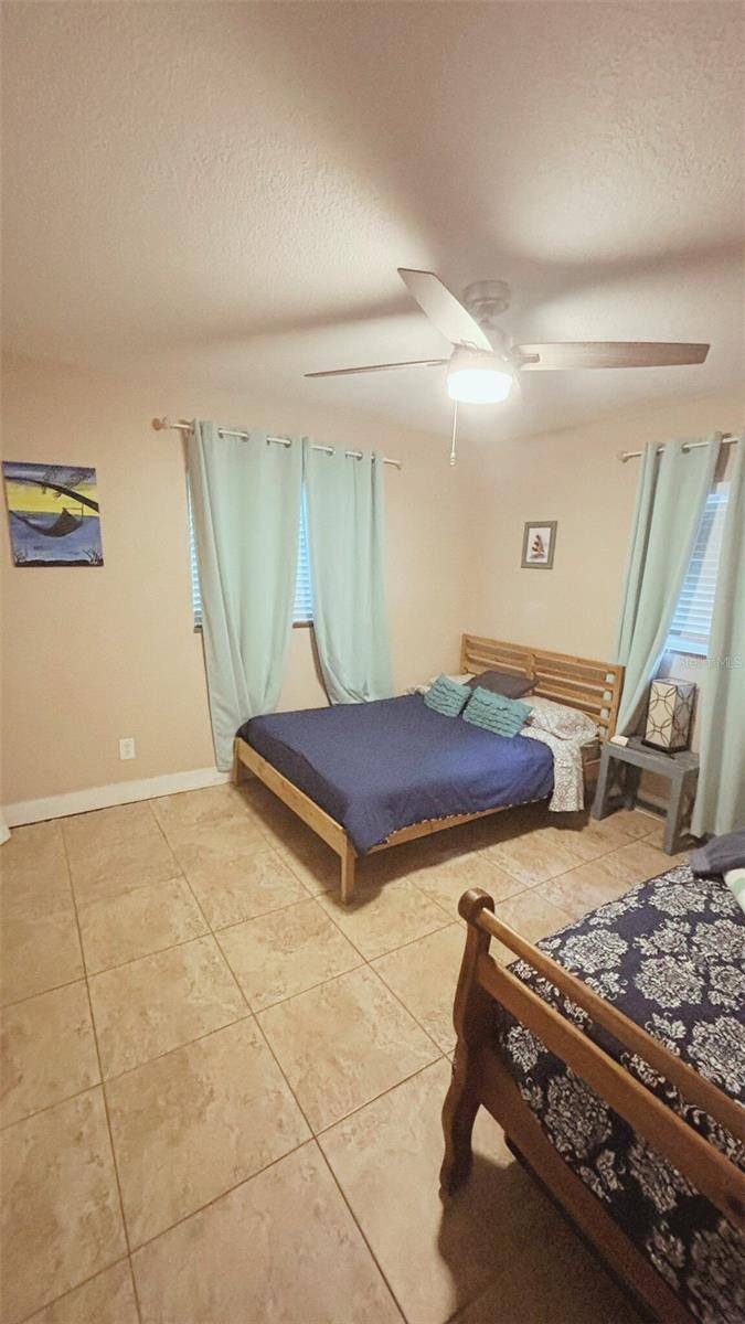 Vero Beach, FL 32962,745 17TH AVE