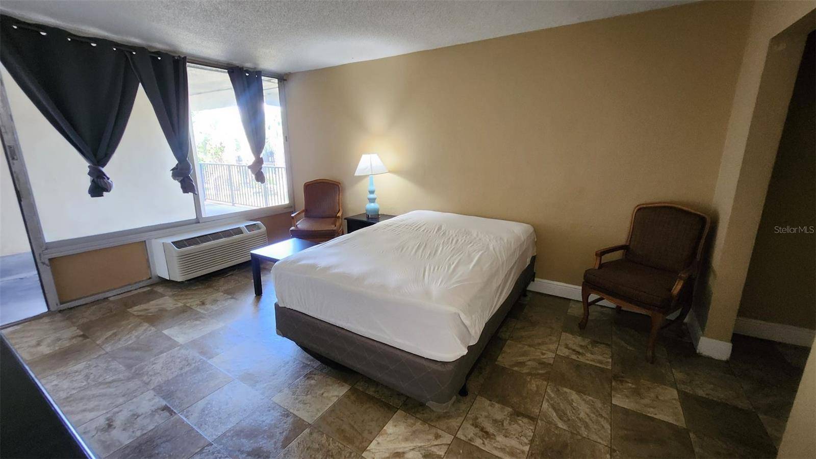 Orlando, FL 32809,7900 S ORANGE BLOSSOM TRL #2074