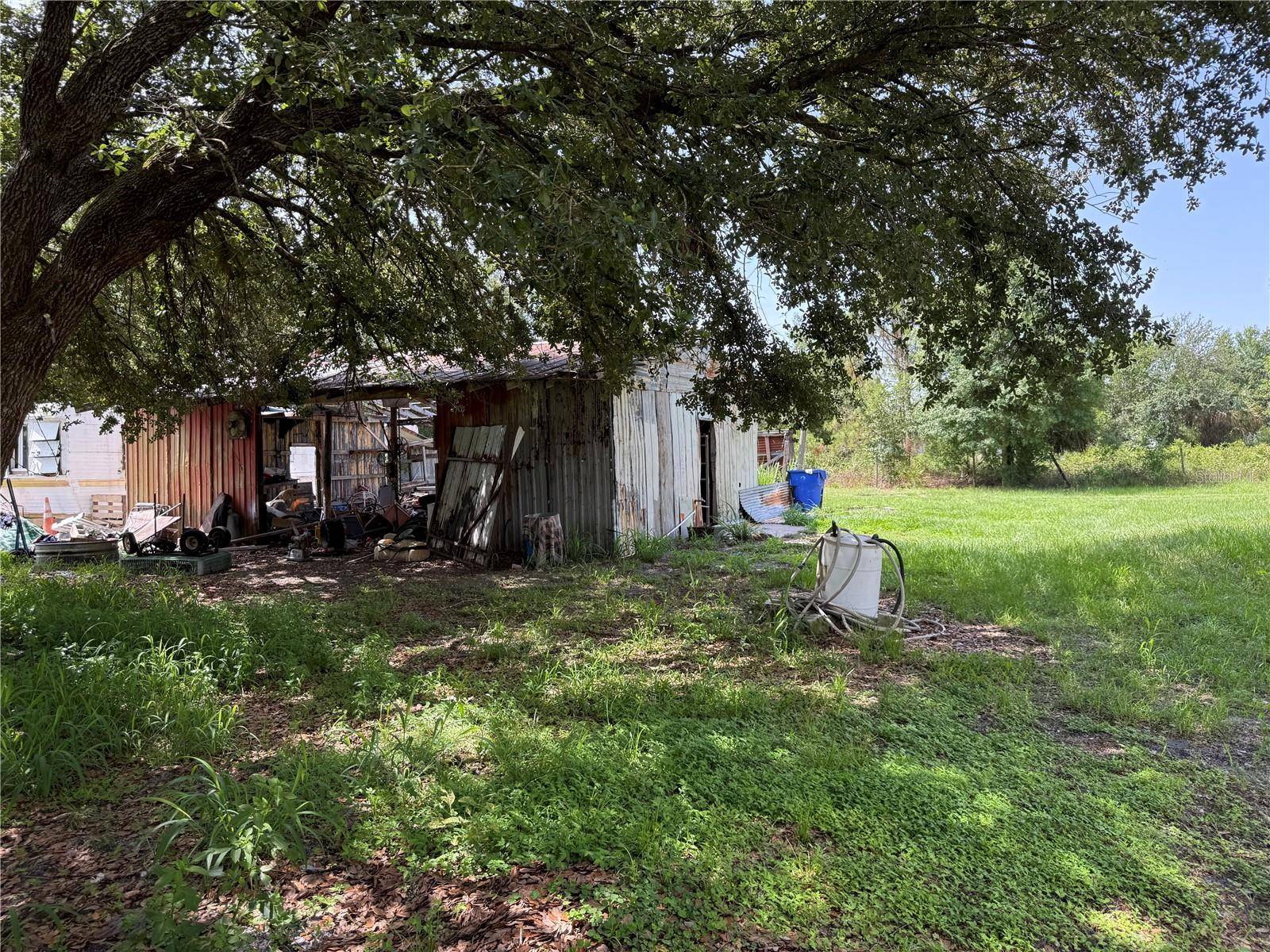 Lorida, FL 33857,1724 UNDERWOOD TER